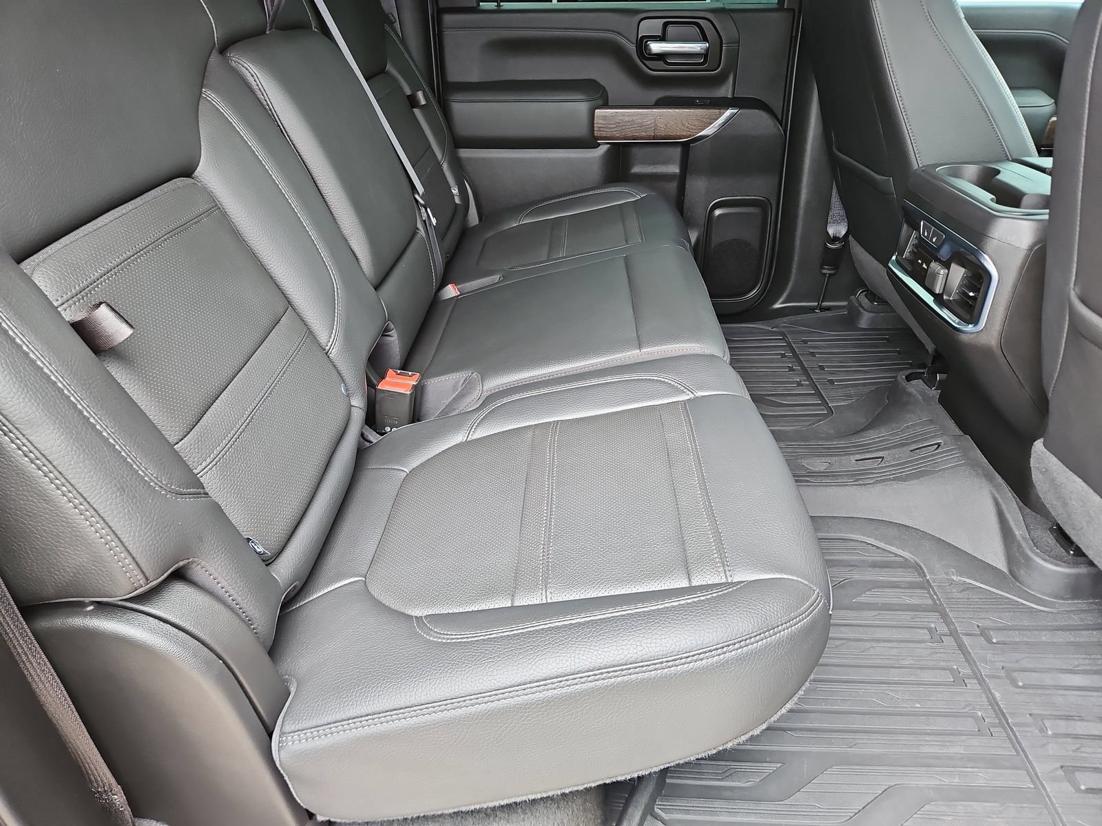 Used 2022 GMC Sierra 2500 Denali w/ Denali Ultimate Package AWD/4WD image 21