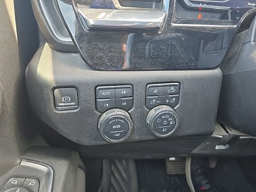 Used 2024 Chevrolet Silverado 2500 LT w/ Convenience Package AWD/4WD image 22