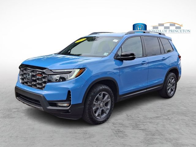 Certified 2024 Honda Passport TrailSport image 3