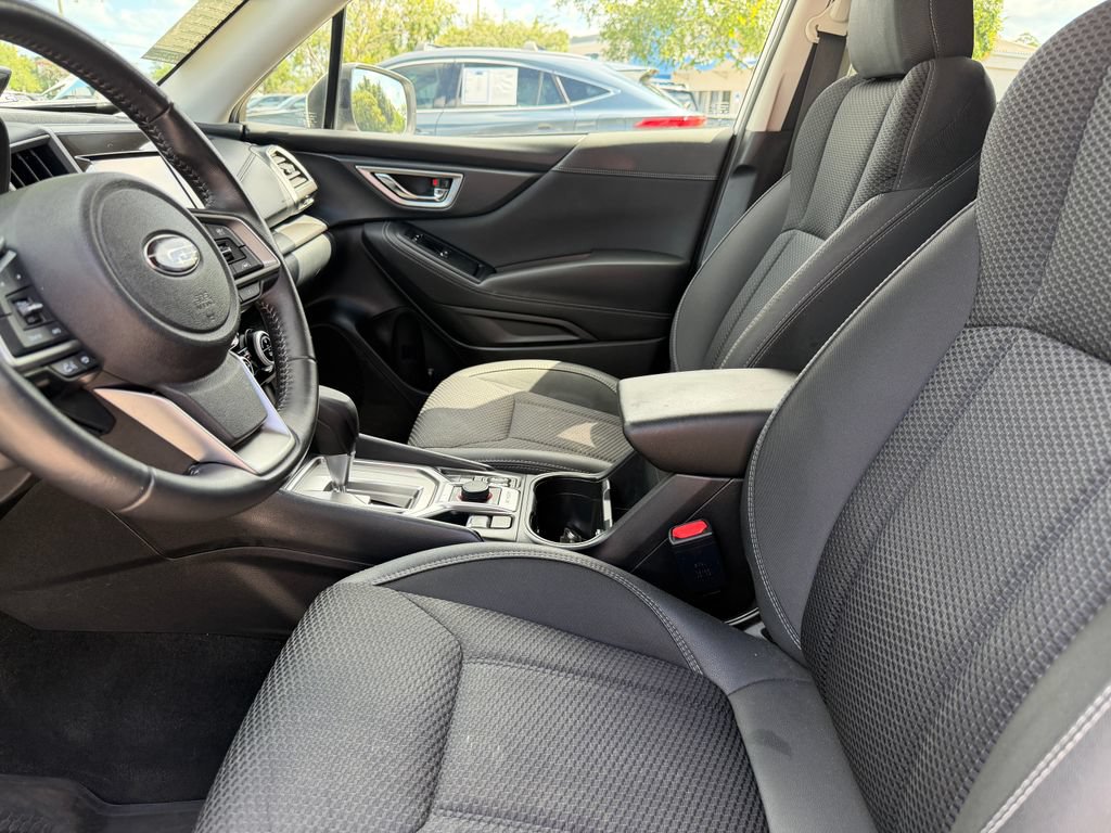 Used 2019 Subaru Forester Premium AWD/4WD image 18