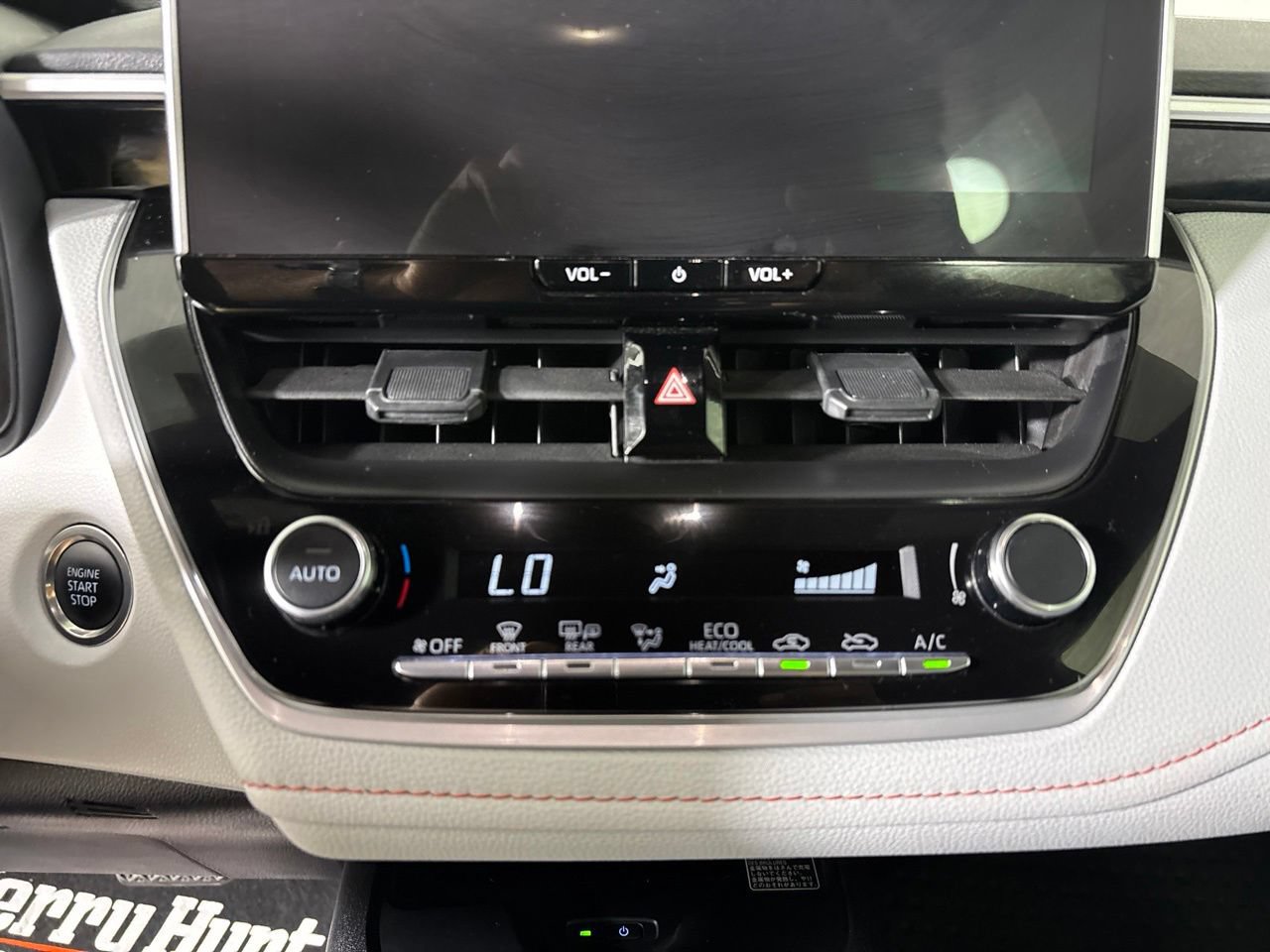 Used 2025 Toyota Corolla FX w/ Convenience Package FWD image 17