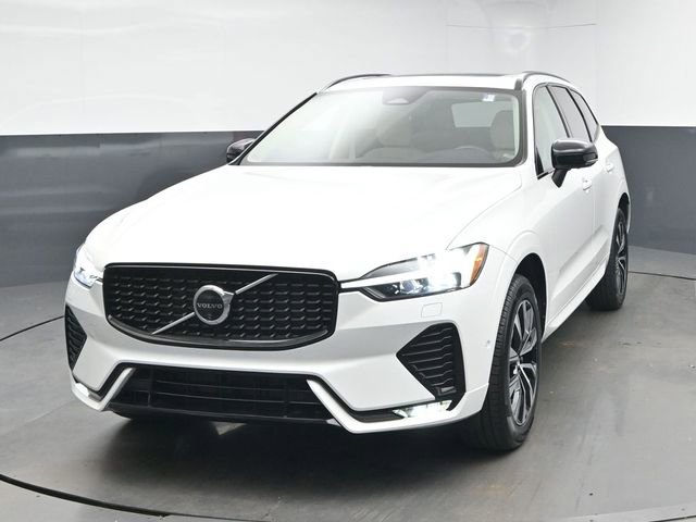 Used 2024 Volvo XC60 B5 Plus w/ Protection Package Premier image 3