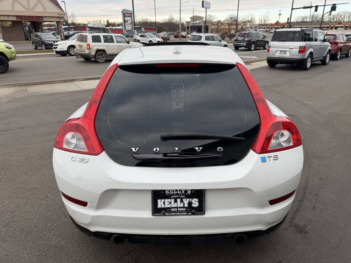 Used 2013 Volvo C30 T5 image 4