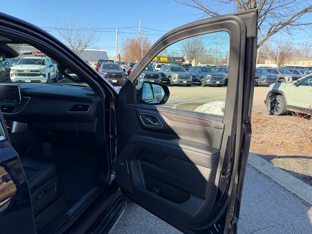 Used 2024 Chevrolet Tahoe LT image 23