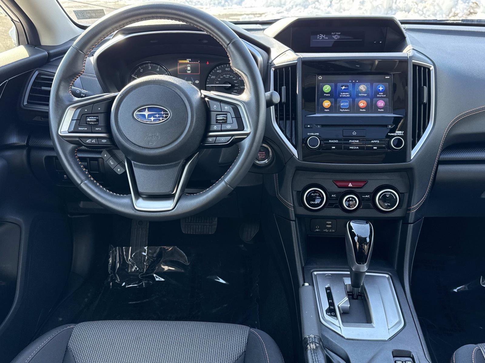 Used 2023 Subaru Crosstrek 2.0i Premium image 2