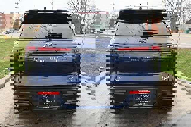 Used 2023 INFINITI QX60 Luxe image 6