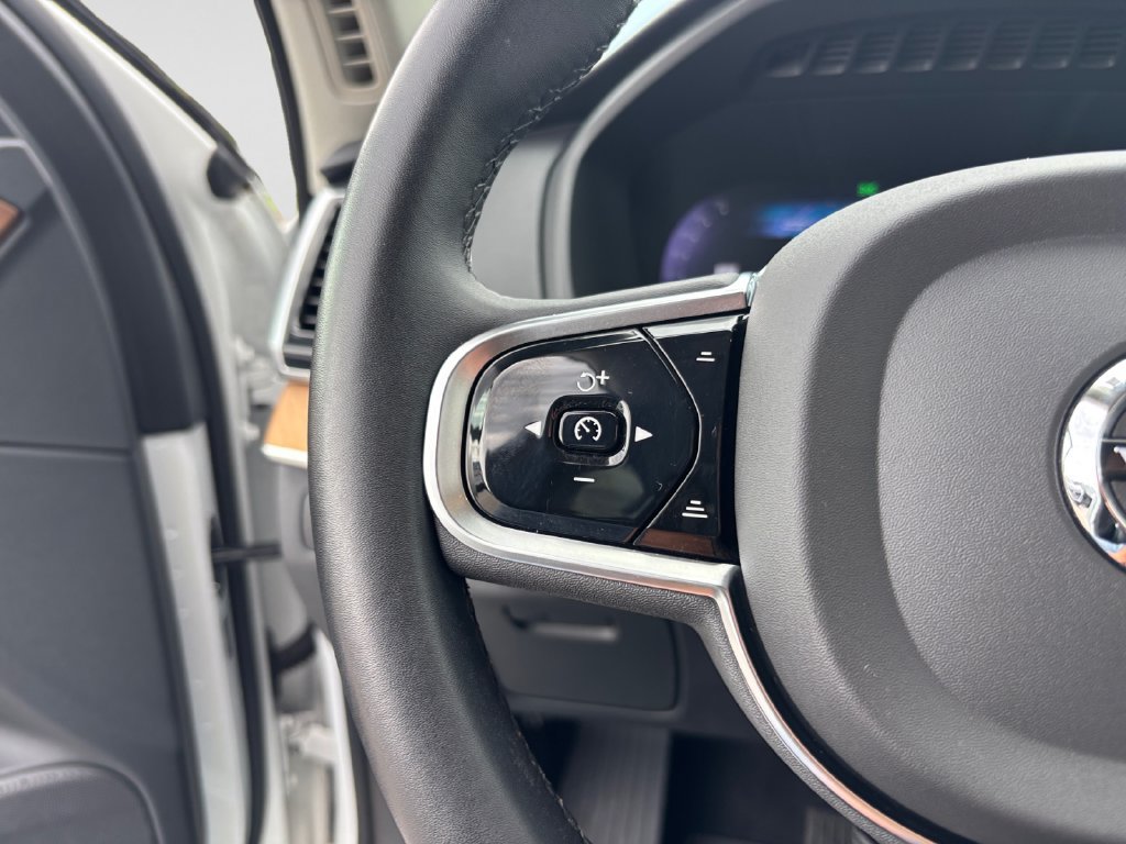 Used 2023 Volvo XC90 B6 Plus w/ Protection Package Premier AWD/4WD image 26