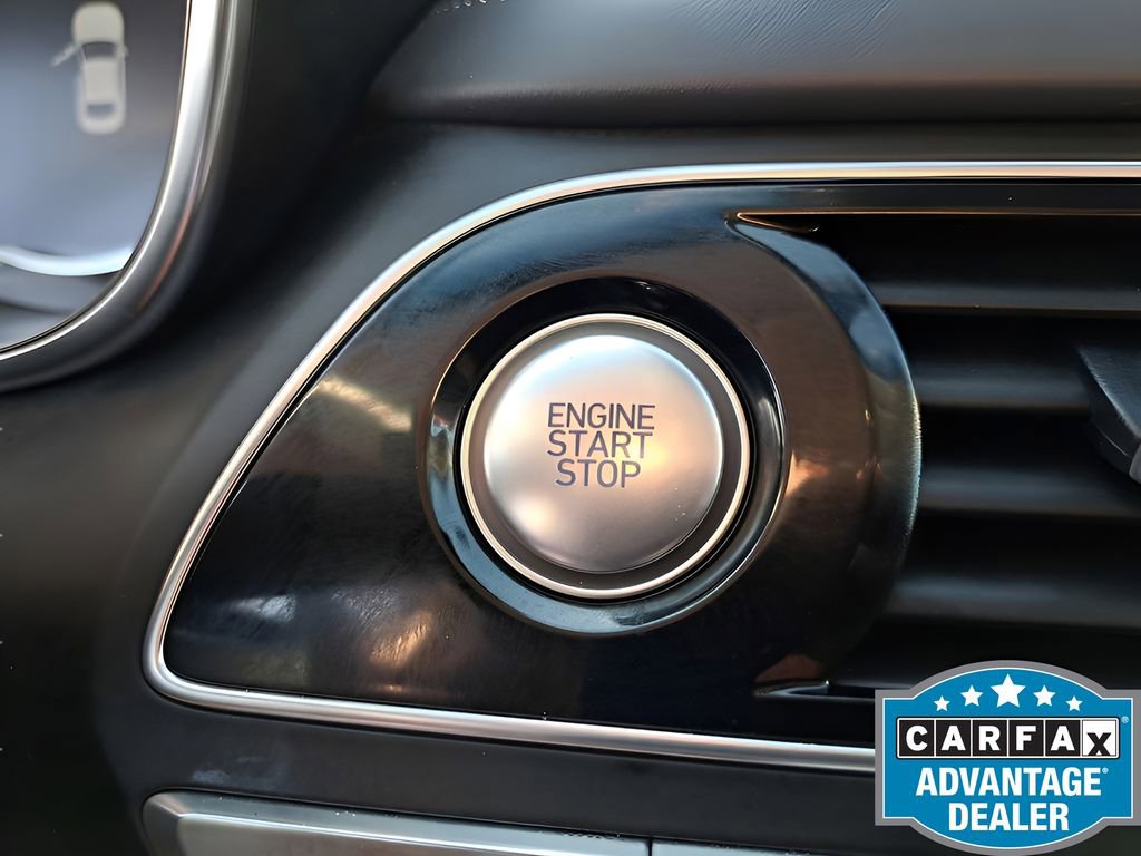 Used 2023 Genesis G70 2.0T image 31