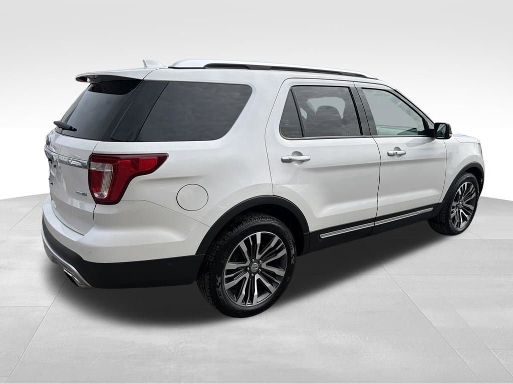 Used 2017 Ford Explorer Platinum image 7