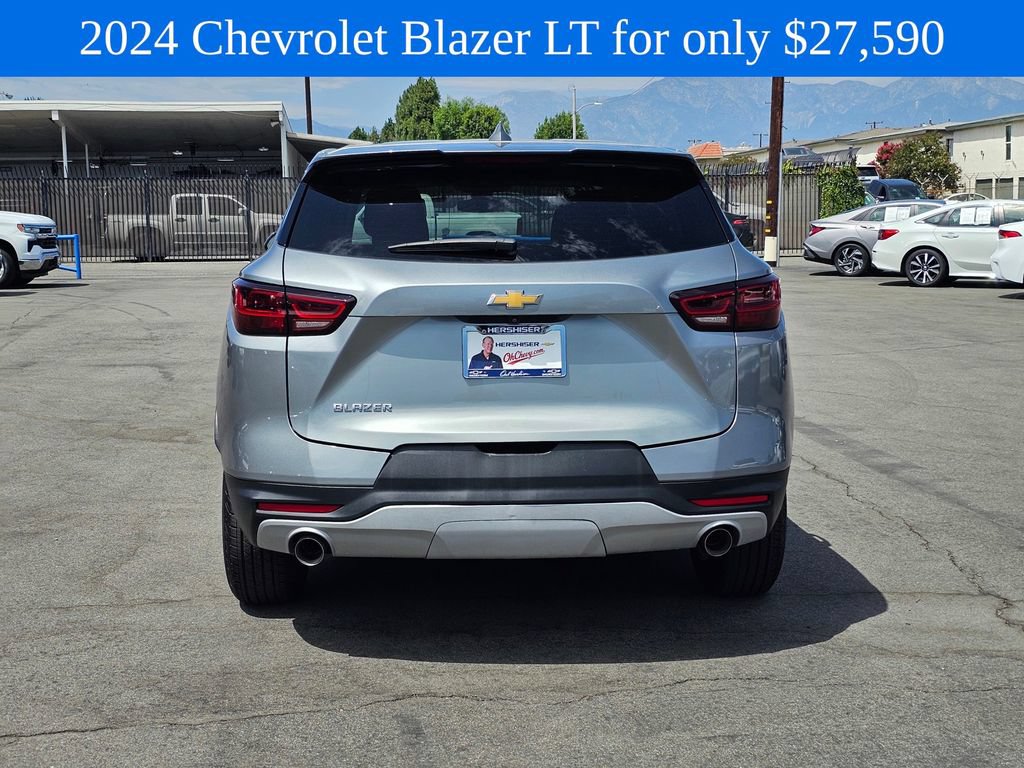 Used 2024 Chevrolet Blazer LT FWD image 6