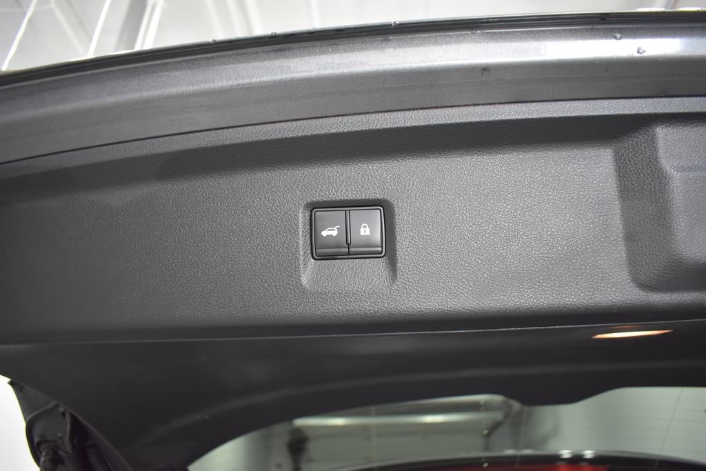 Used 2023 INFINITI QX60 Luxe w/ Cargo Package AWD/4WD image 38