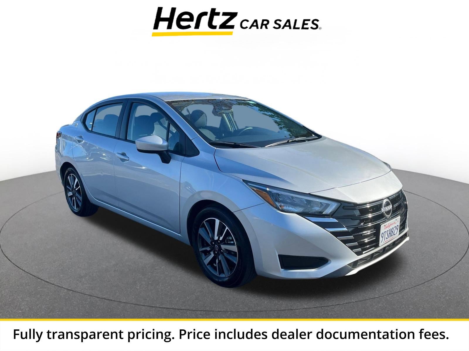 Used 2025 Nissan Versa SV FWD image 1