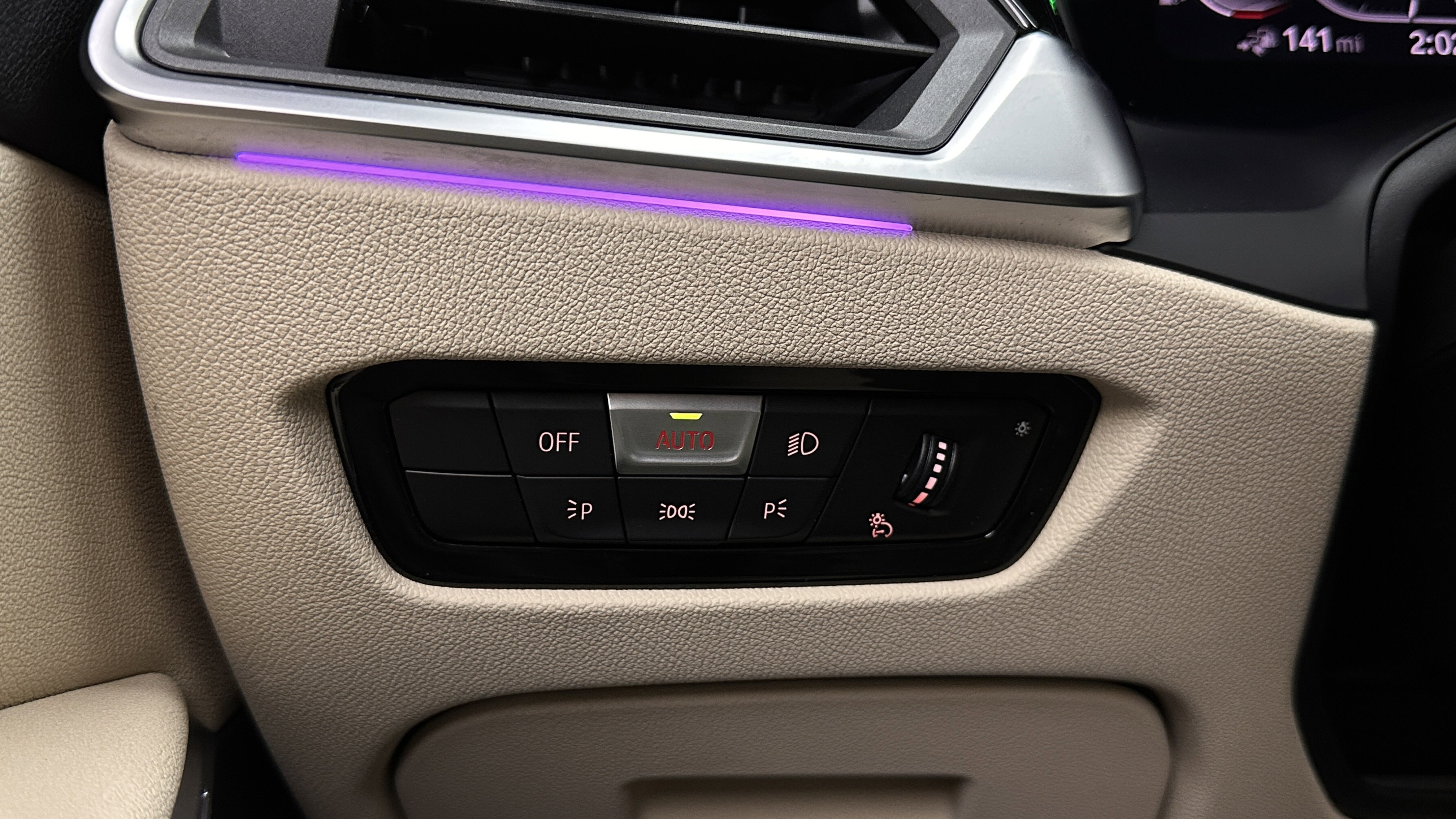 Used 2021 BMW 330e w/ Premium Package image 26