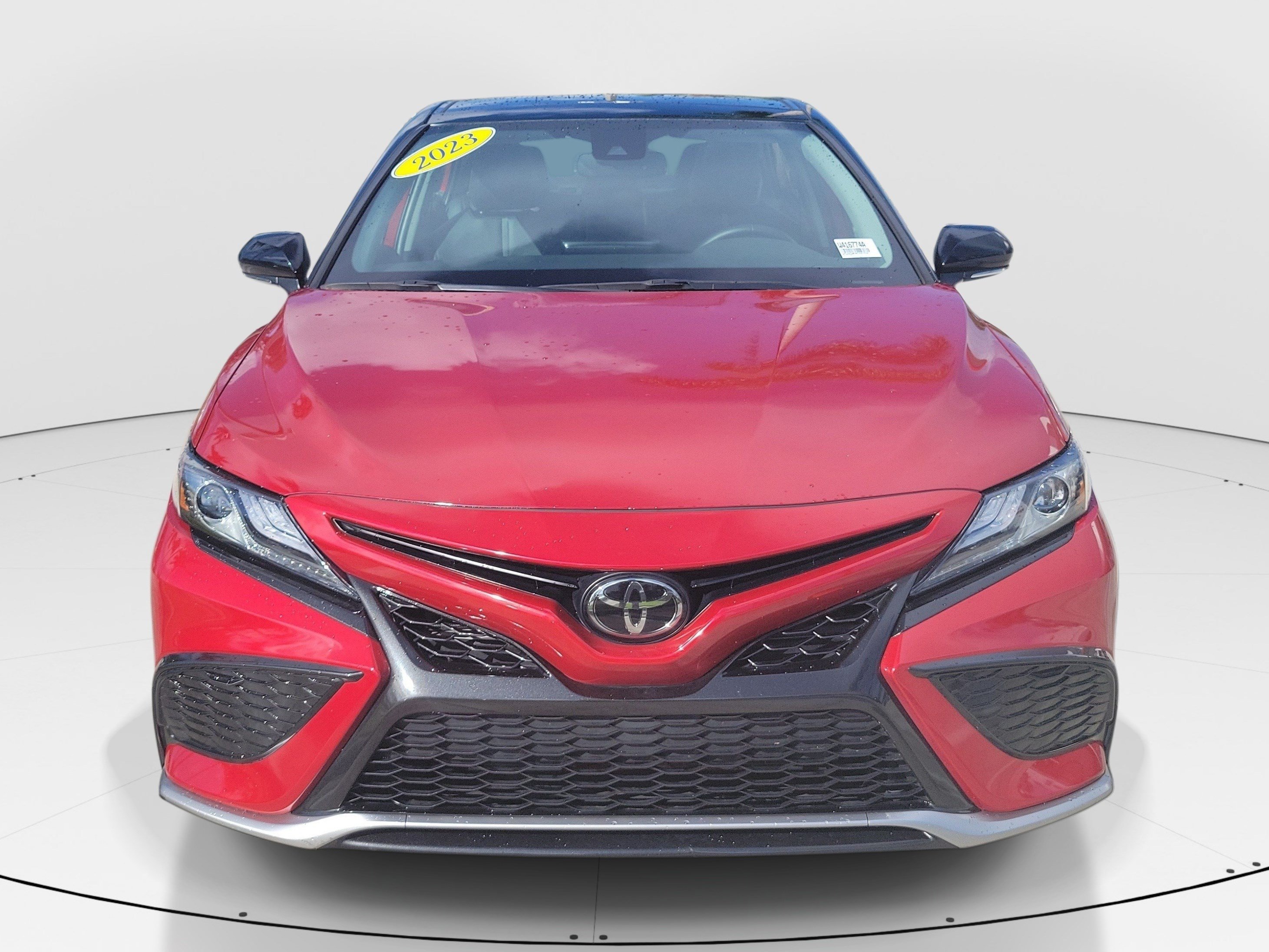 Used 2023 Toyota Camry XSE FWD image 2