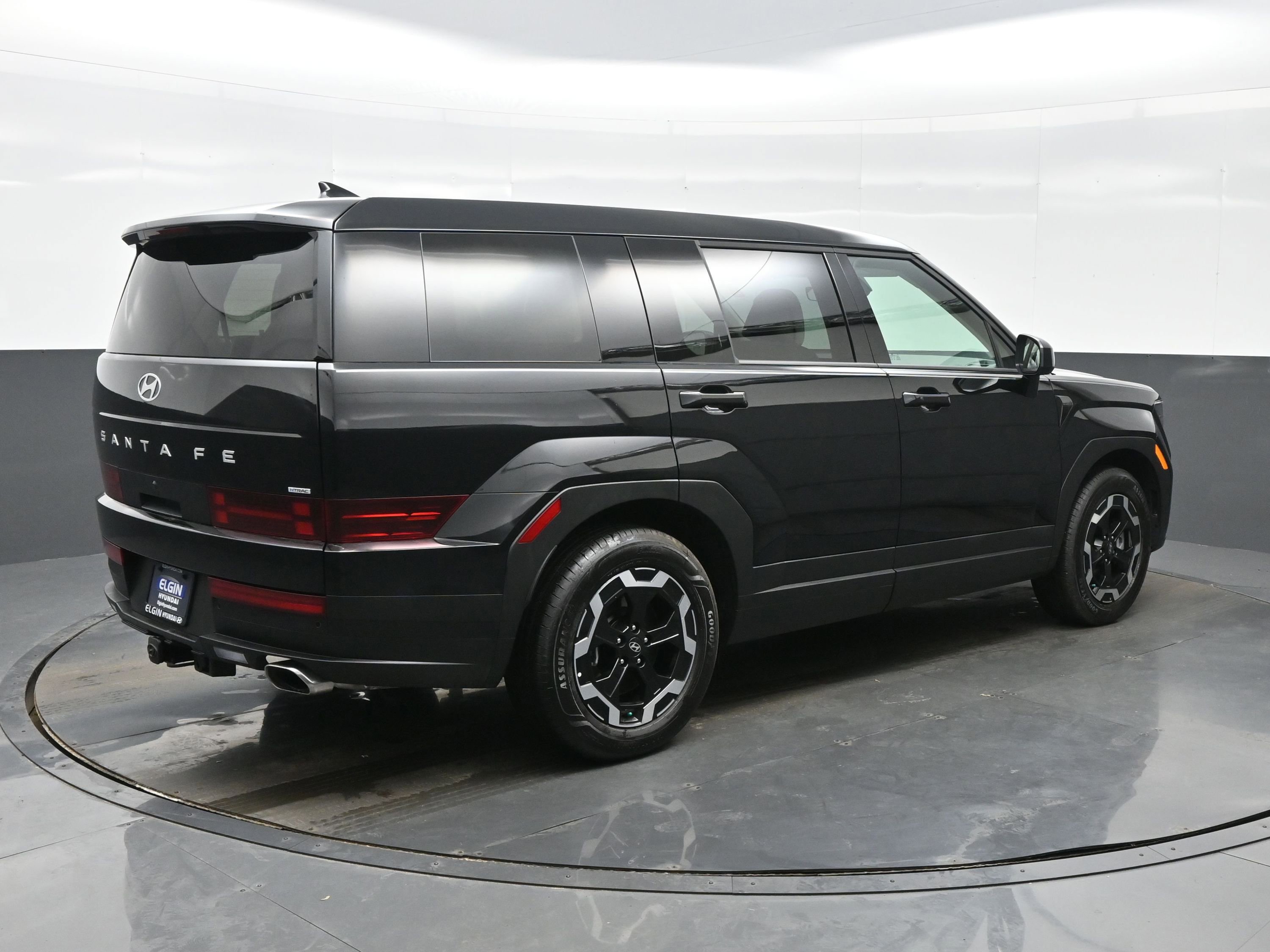 Certified 2026 Hyundai Santa Fe SE image 6