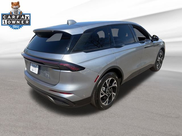 Used 2024 Lincoln Nautilus Premier w/ Jet Appearance Package AWD/4WD image 9