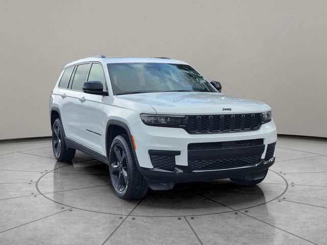 Certified 2023 Jeep Grand Cherokee L Laredo image 14