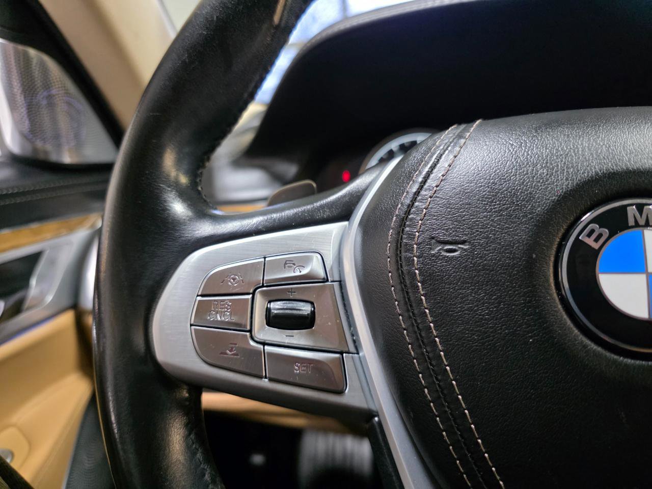 Used 2017 BMW 740i xDrive image 30