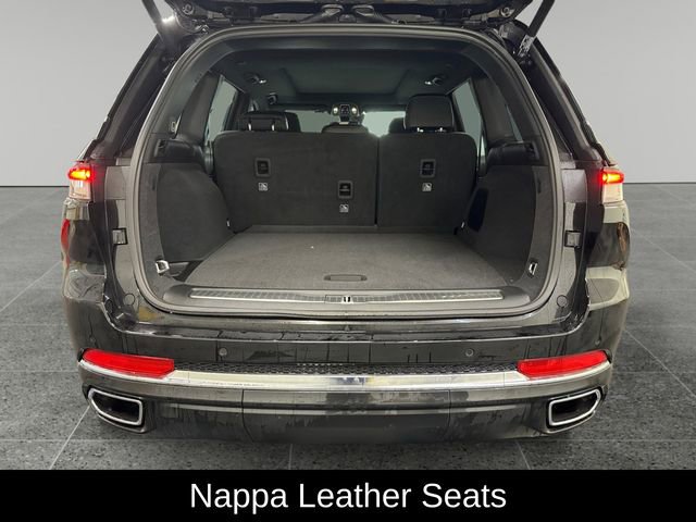 Used 2025 Jeep Grand Cherokee Overland w/ Trailer Tow Package image 15