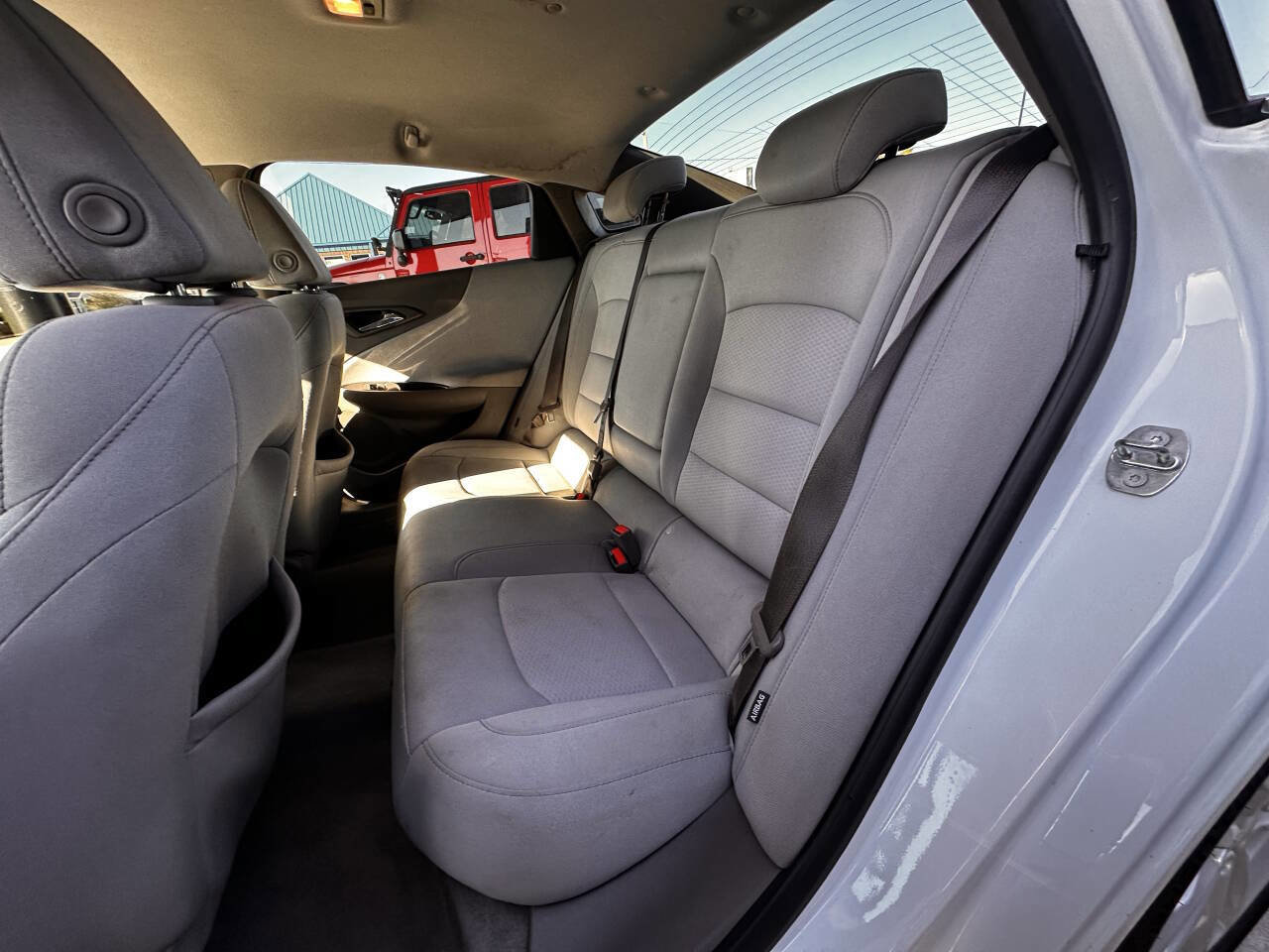 Used 2016 Chevrolet Malibu LT image 11