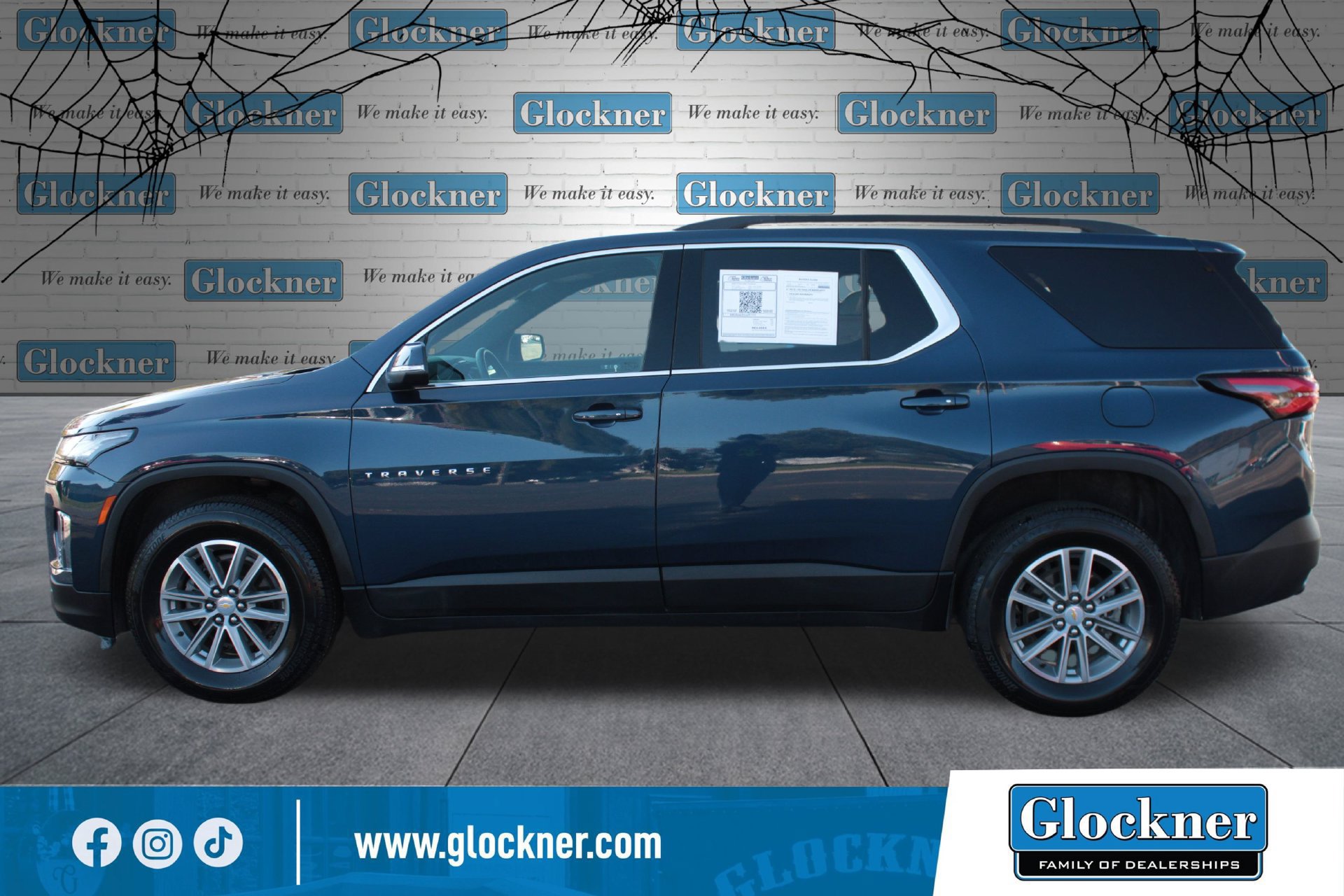 Used 2023 Chevrolet Traverse LT FWD image 9