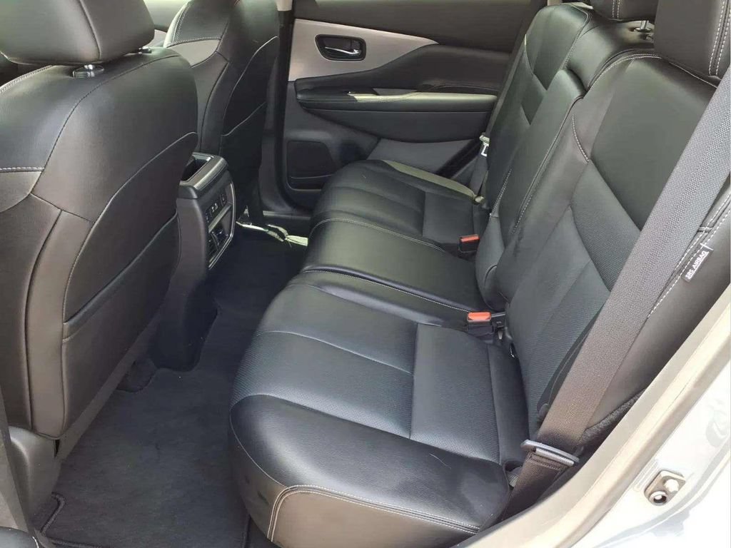 Used 2024 Nissan Murano SL FWD image 12