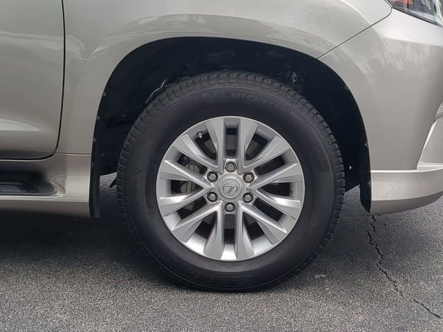 Used 2021 Lexus GX 460 Premium w/ Premium Package image 11