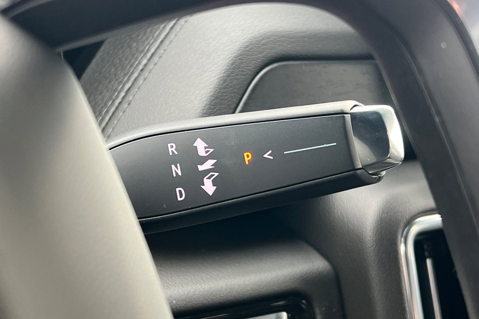 New 2026 GMC Yukon XL Denali RWD image 21