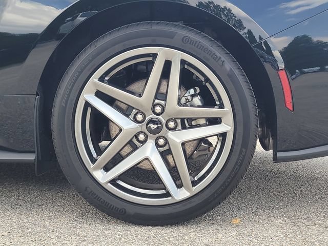 Used 2026 Ford Mustang Coupe RWD image 8