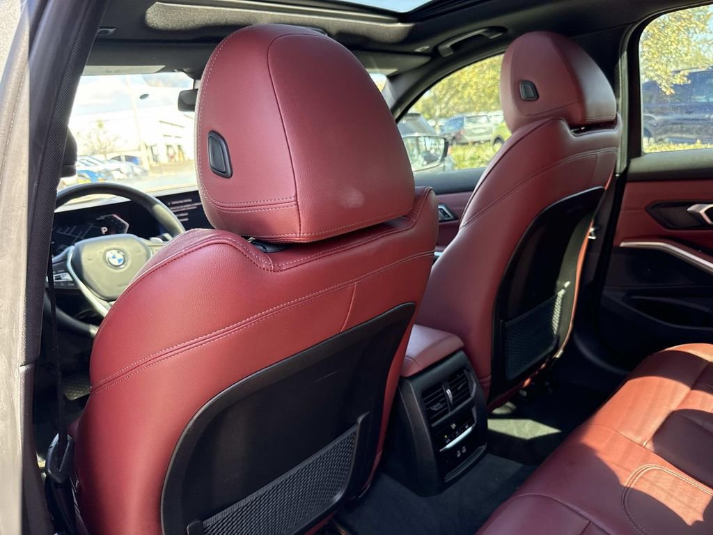 Used 2023 BMW 330i Sedan image 14