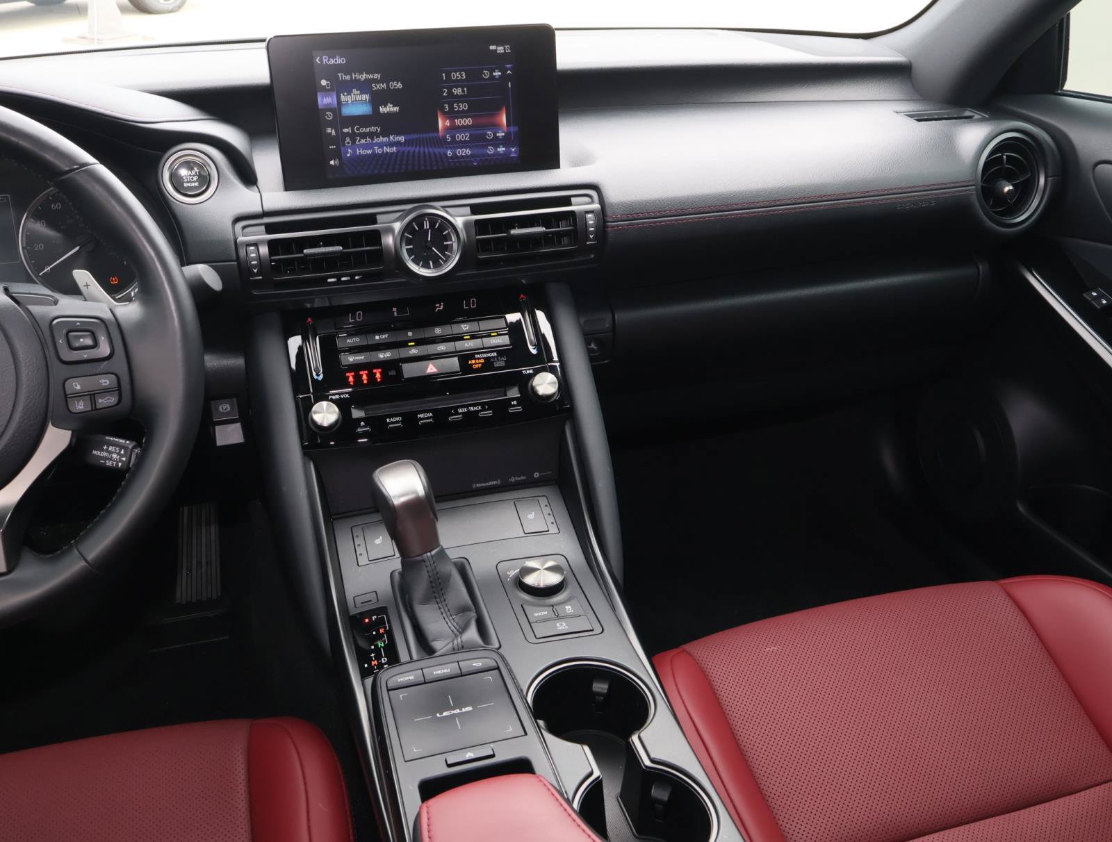Used 2025 Lexus IS 350 F Sport RWD image 11