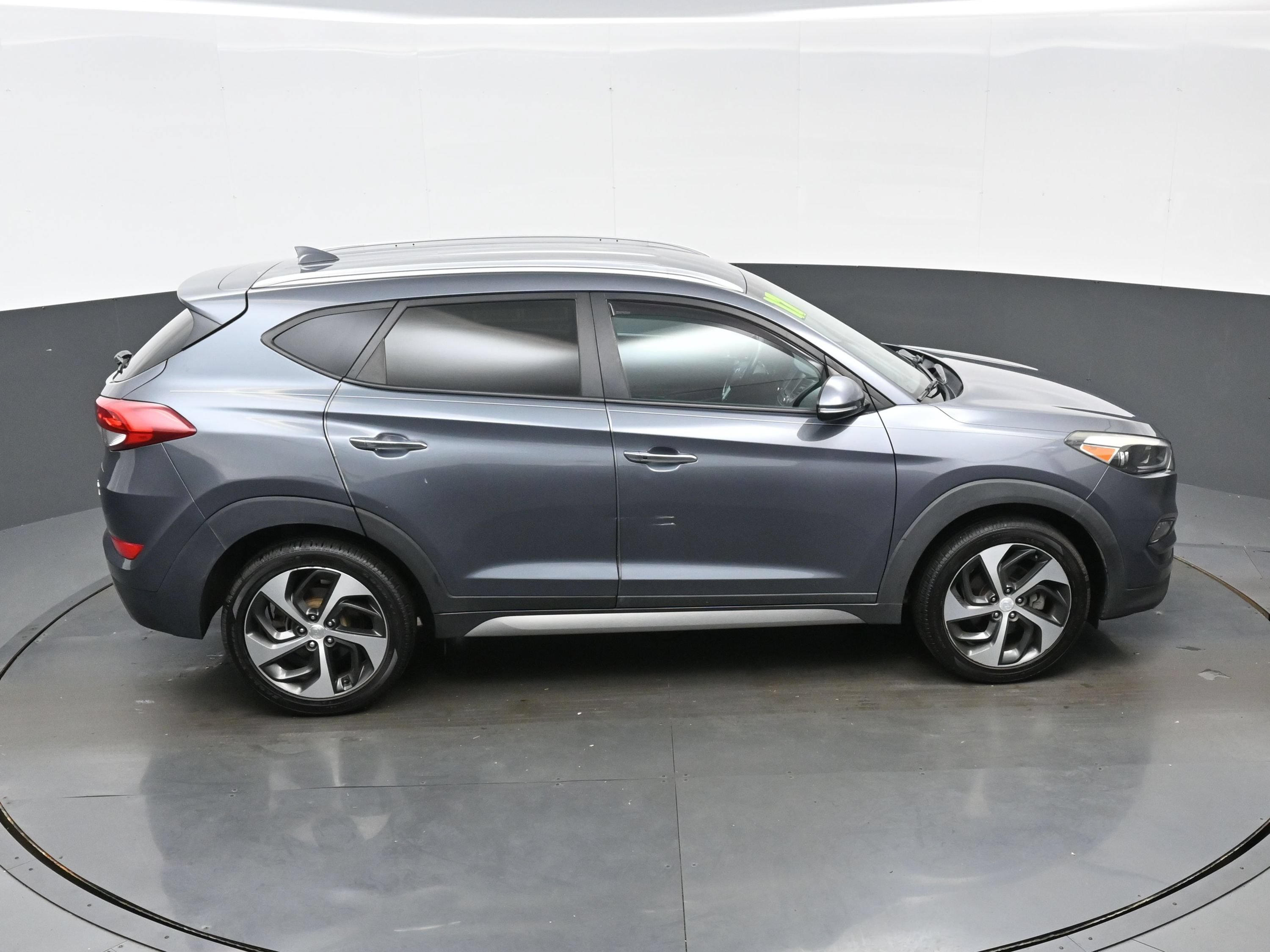 Used 2017 Hyundai Tucson Limited w/ Cargo Package AWD/4WD image 36