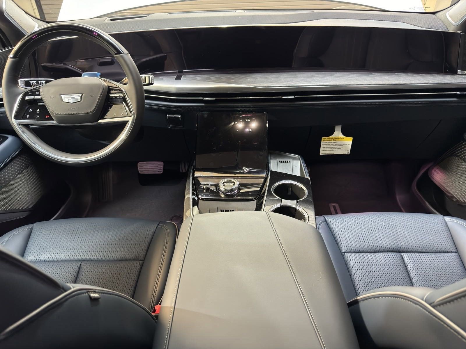 New 2025 Cadillac Escalade IQ Luxury 2 image 16