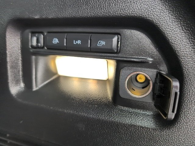 Used 2022 Ford Explorer Limited w/ Equipment Group 301A image 25