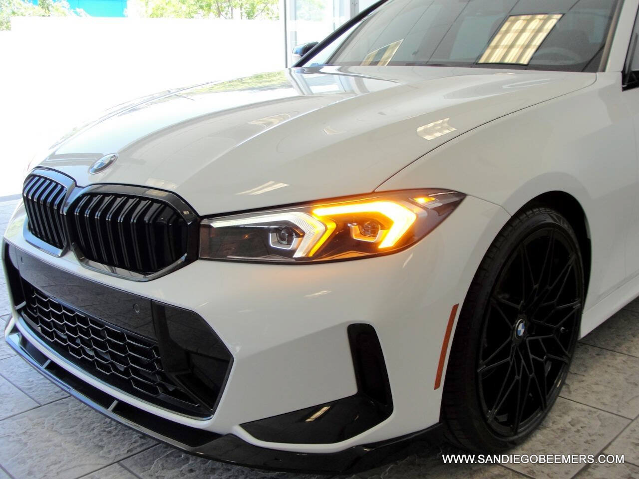 Used 2023 BMW 330i Sedan w/ M Sport Package RWD image 59