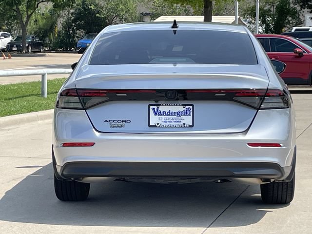 Used 2025 Honda Accord SE image 5