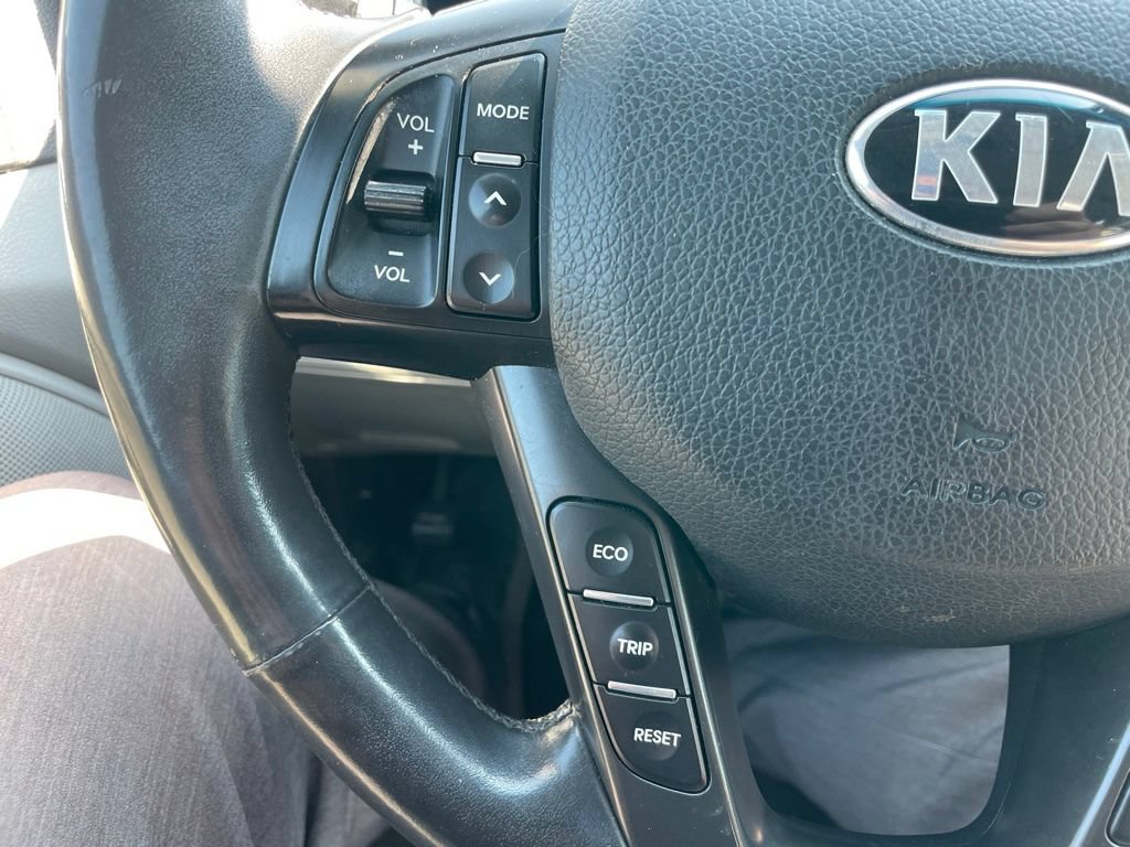 Used 2013 Kia Optima EX w/ Premium Pkg FWD image 17