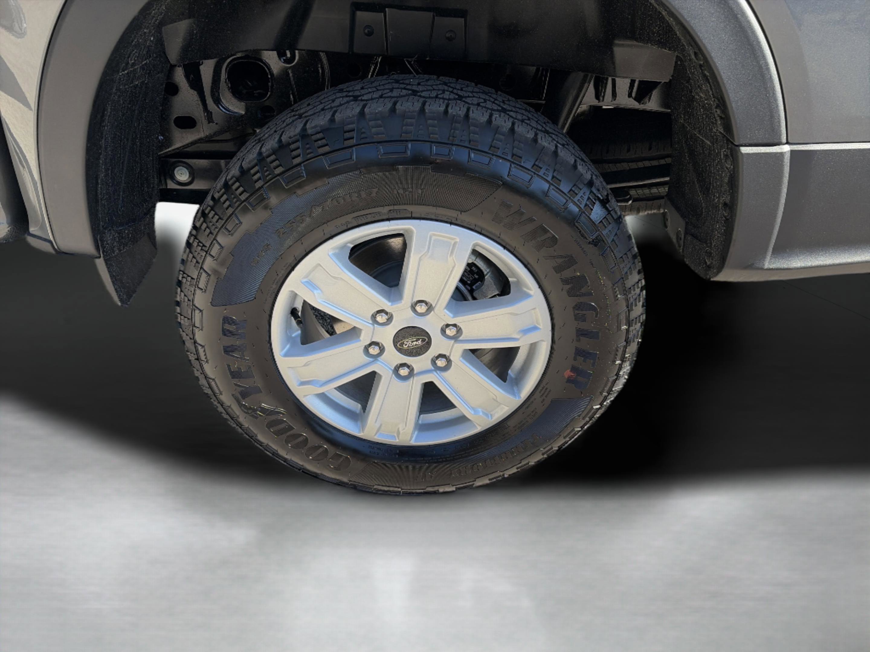 New 2025 Ford Ranger XL image 30