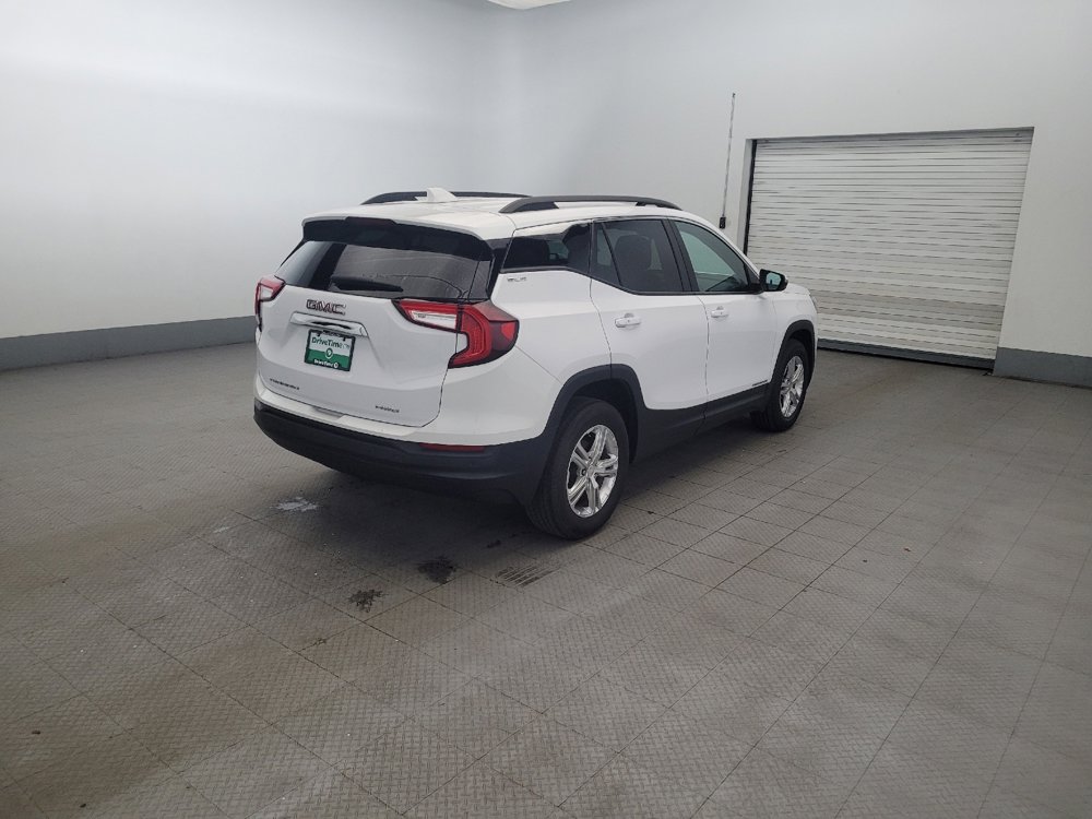 Used 2022 GMC Terrain SLE w/ Driver Convenience Package AWD/4WD image 9