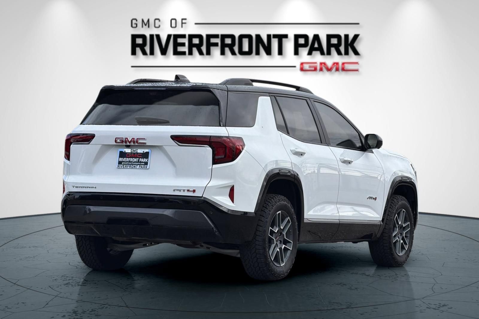 New 2026 GMC Terrain AT4 w/ Convenience Package III AWD/4WD image 3