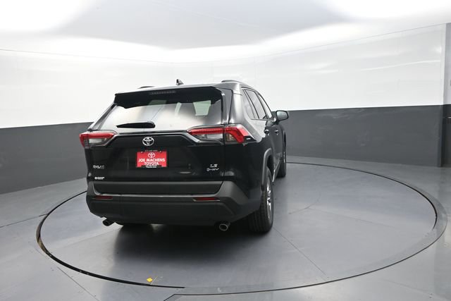 Used 2025 Toyota RAV4 LE image 58