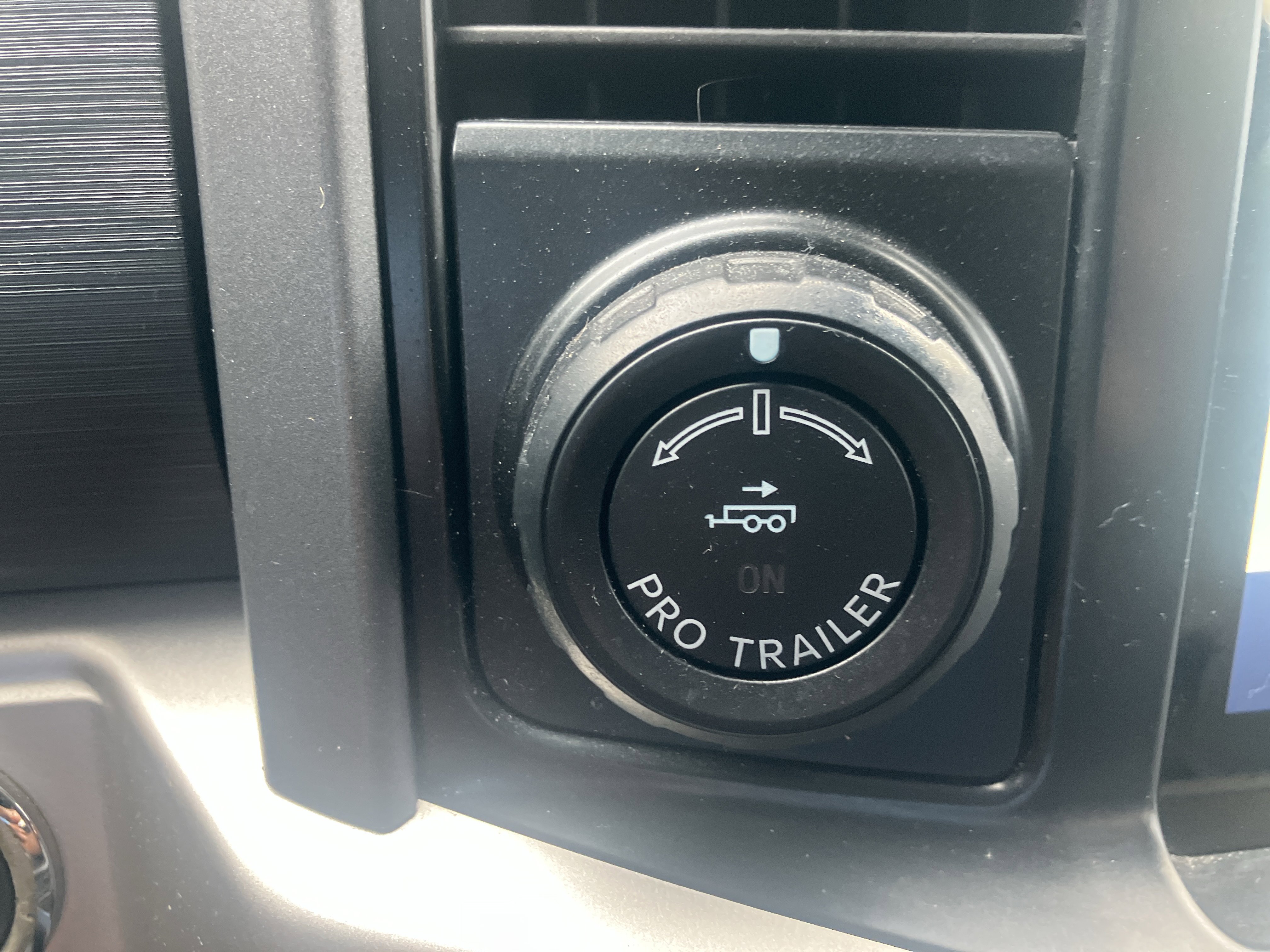 Used 2021 Ford F150 XLT w/ Equipment Group 302A High AWD/4WD image 25