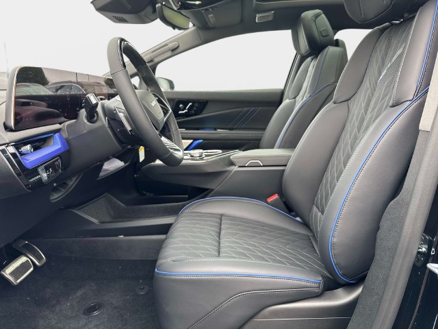 New 2027 Cadillac Optiq V w/ Carbon Fiber Package AWD/4WD image 17