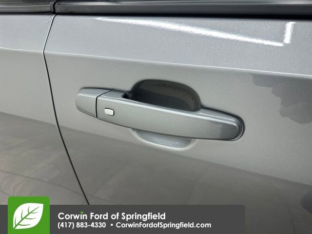 Used 2023 GMC Terrain AT4 image 10