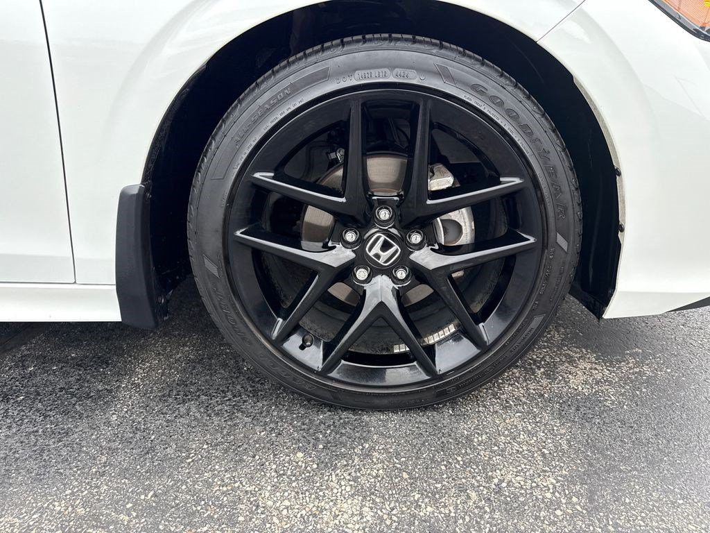 Certified 2025 Honda Civic Sport image 13