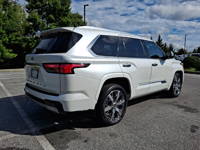 Certified 2023 Toyota Sequoia Capstone AWD/4WD image 6