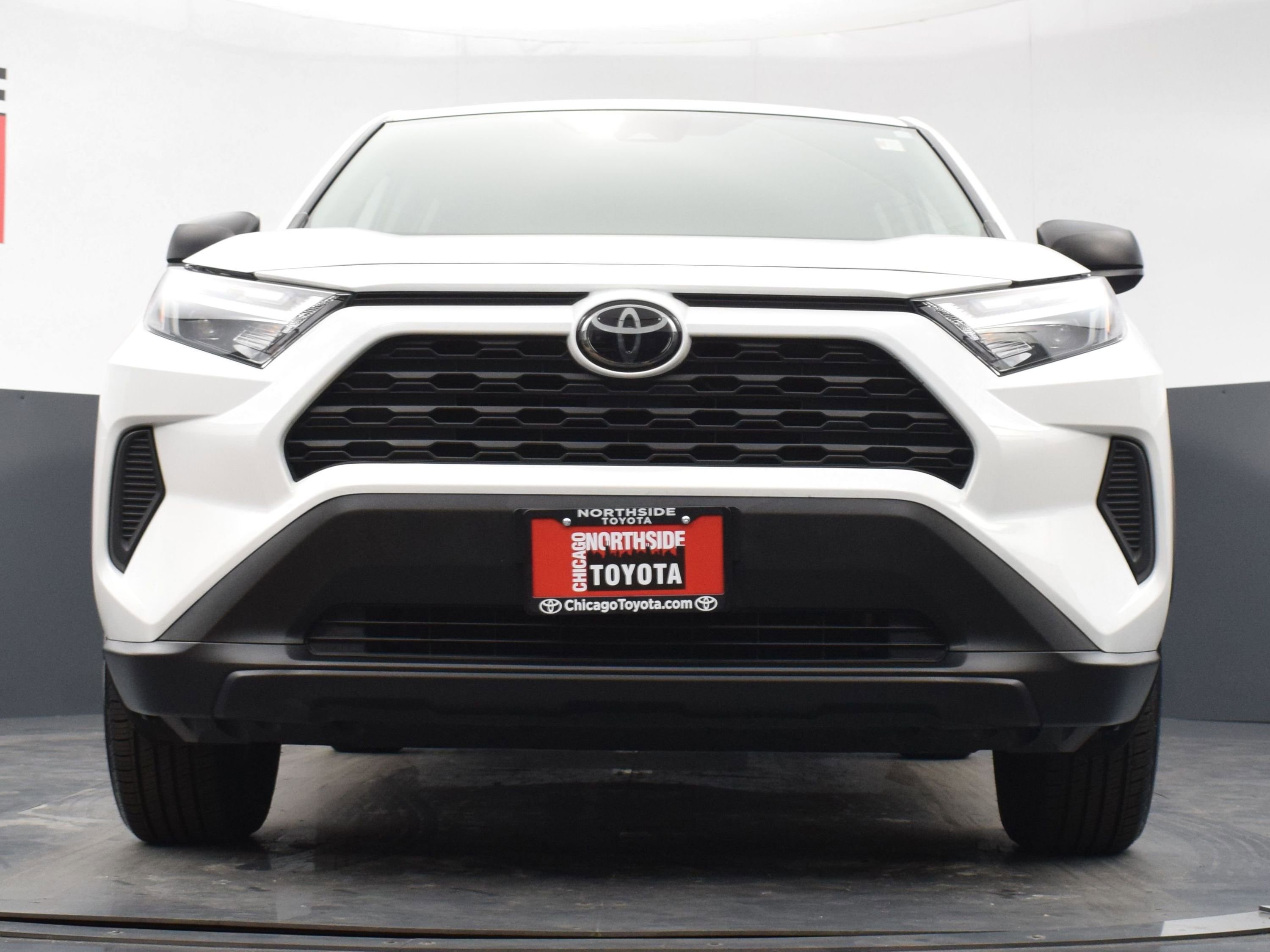 Used 2024 Toyota RAV4 LE image 29