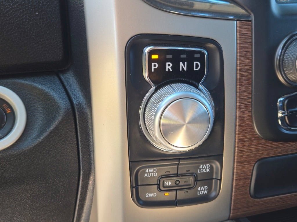 Used 2014 RAM 1500 Laramie w/ Convenience Group AWD/4WD image 27