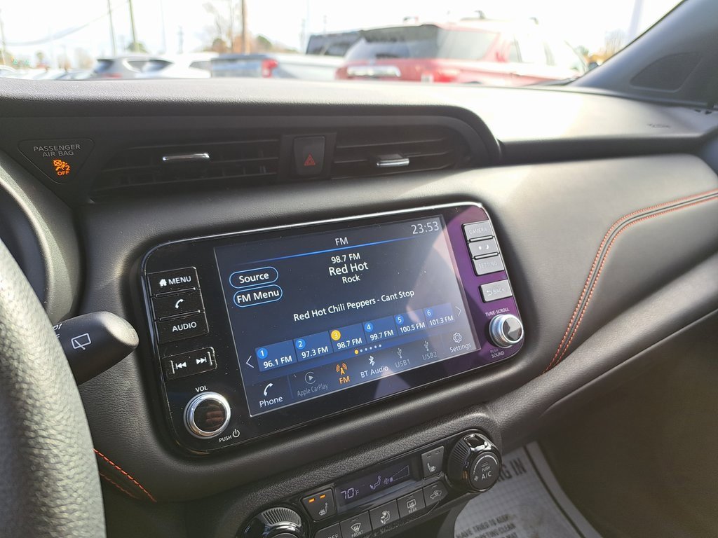 Used 2023 Nissan Kicks SR w/ SR Premium Package image 16