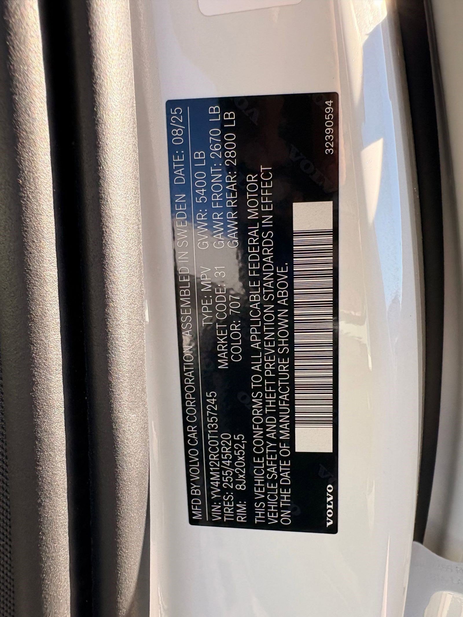 Used 2026 Volvo XC60 B5 Plus w/ Protection Package Premier image 19